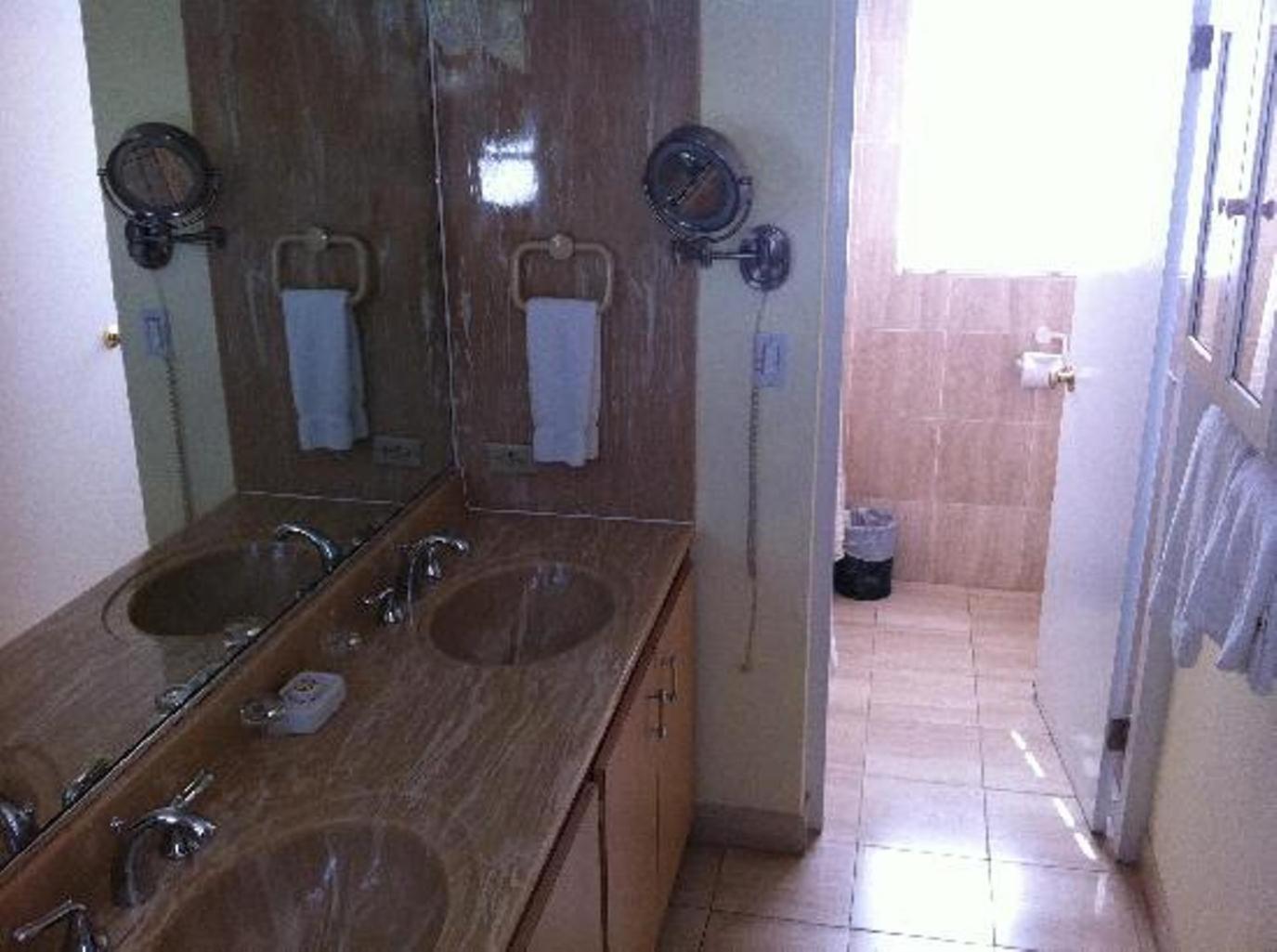 Fourways Inn Mount Pleasant Esterno foto